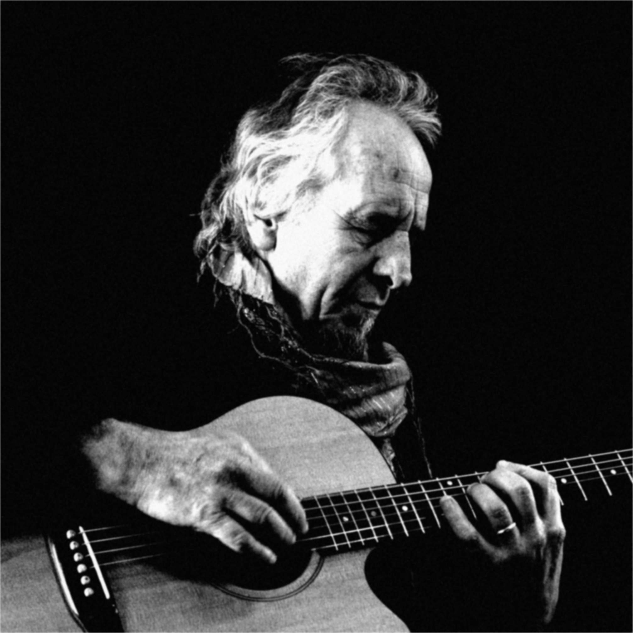 Steve Howlett playing acoustic 'Moon' guitar