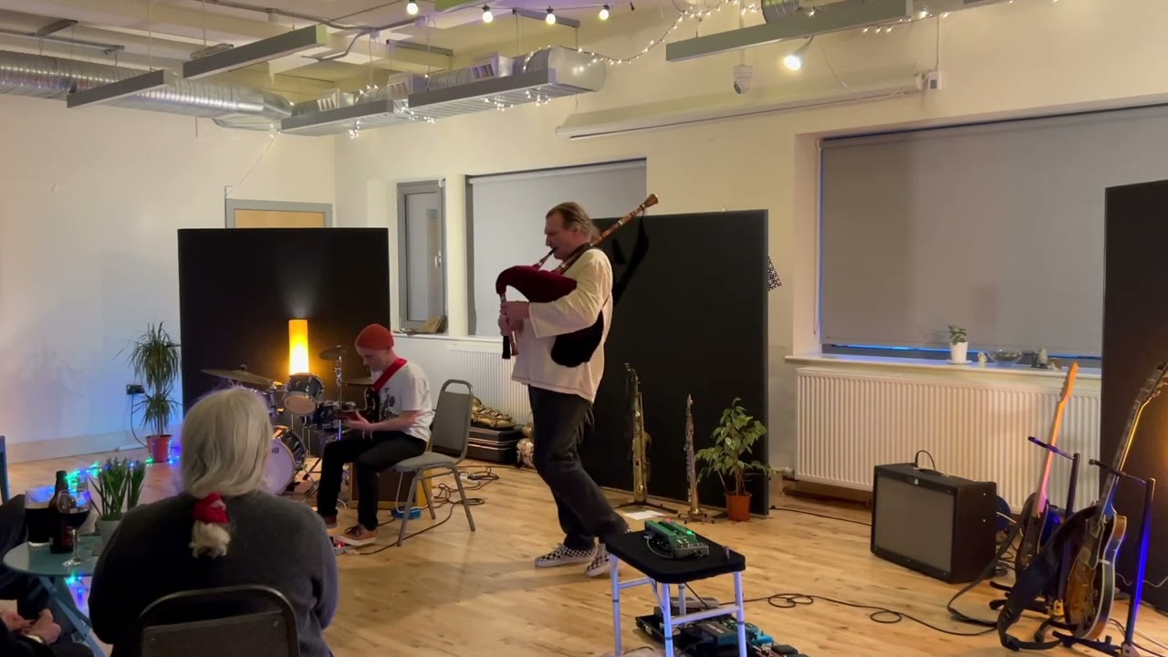 Barry Edwards with Lyndon Owen - N-Ex-T, Hafan yr Afon, Newtown, Wales. April 2025 1st track